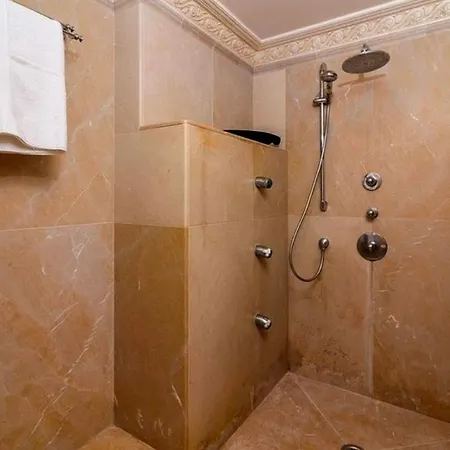 Imperial Luxury Golfside Escape In South Tenerife וילה ארונה