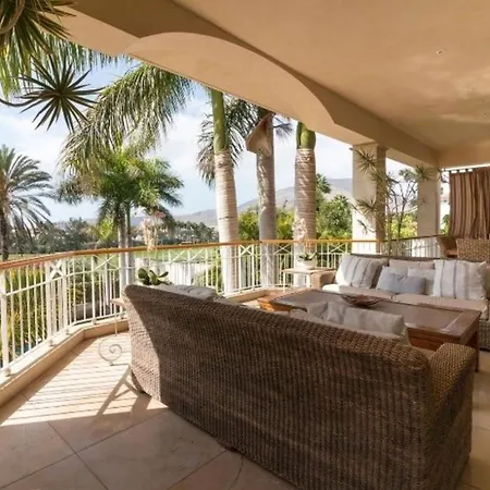 Imperial Luxury Golfside Escape In South Tenerife ארונה