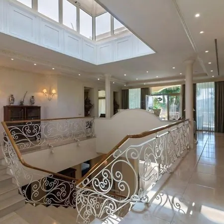 Imperial Luxury Golfside Escape In South Tenerife Villa *